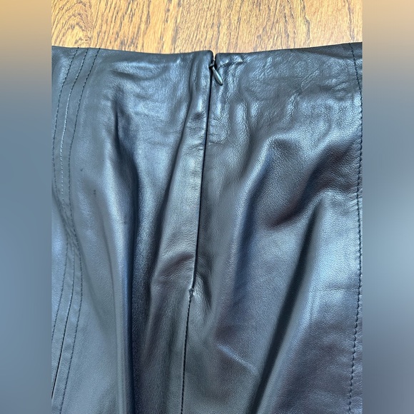 Real Leather Skirt - Picture 2 of 5